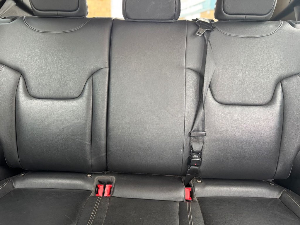 Used Jeep Renegade 2015 for sale - 77990761: Photo 8