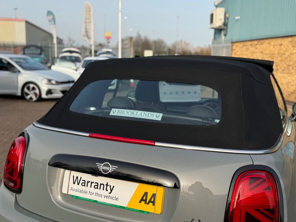 Used MINI Convertible 2018 for sale - 77780157: Photo 17