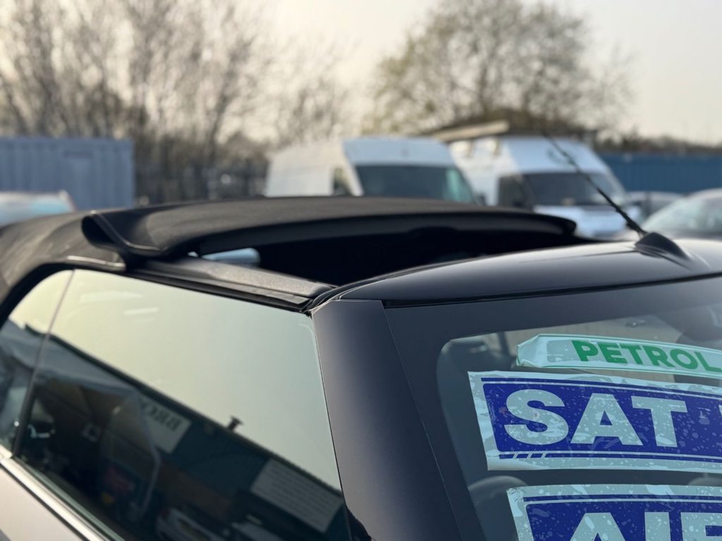 Used MINI Convertible 2018 for sale - 77780157: Photo 19