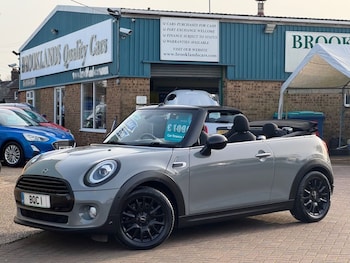 Used MINI Convertible 2018 for sale - 77780157: Photo