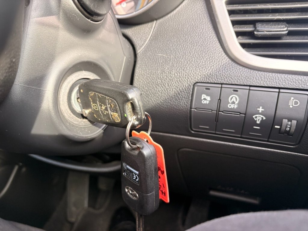 Used Hyundai i30 2014 for sale - 78044104: Photo 17