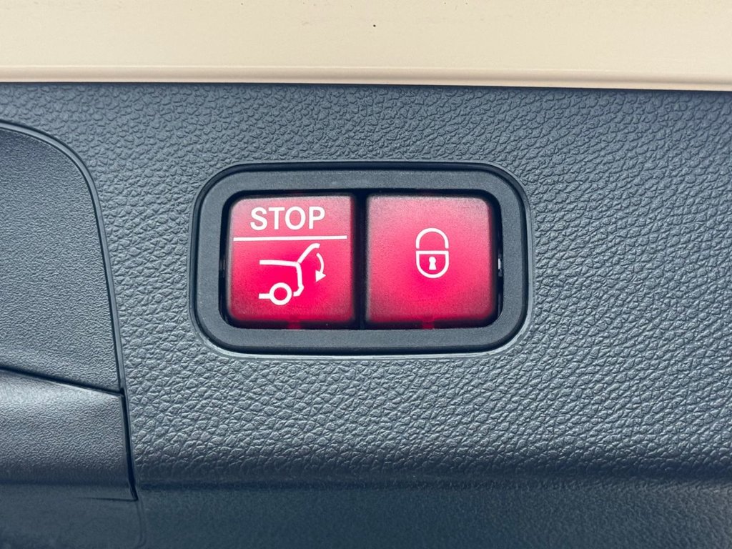 Used Mercedes-Benz GLC 2016 for sale - 77026992: Photo 14