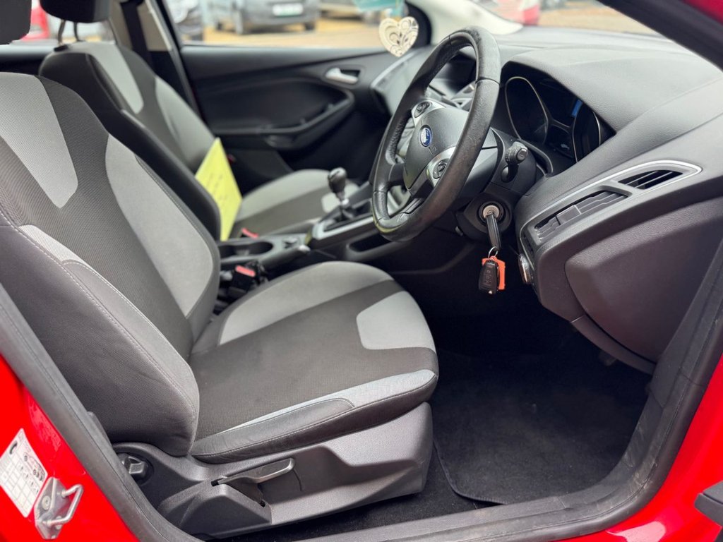 Used Ford Focus 2013 for sale - 78044278: Photo 16