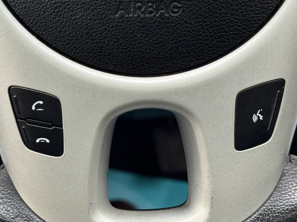 Used Kia Venga 2013 for sale - 76642894: Photo 17