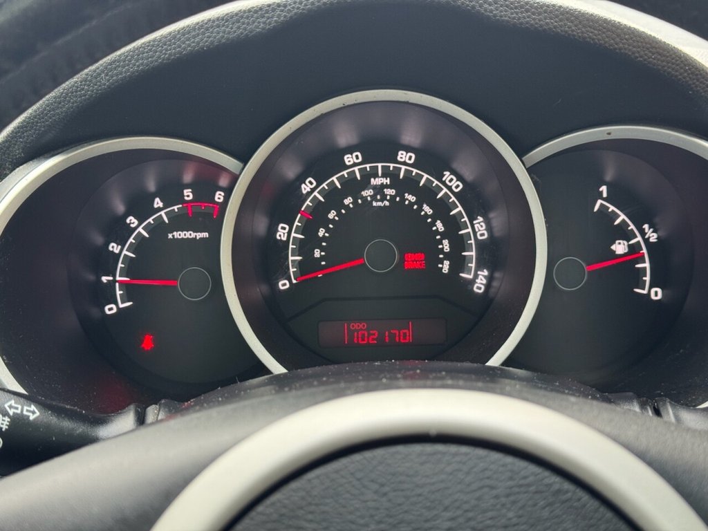 Used Kia Venga 2013 for sale - 76642894: Photo 26