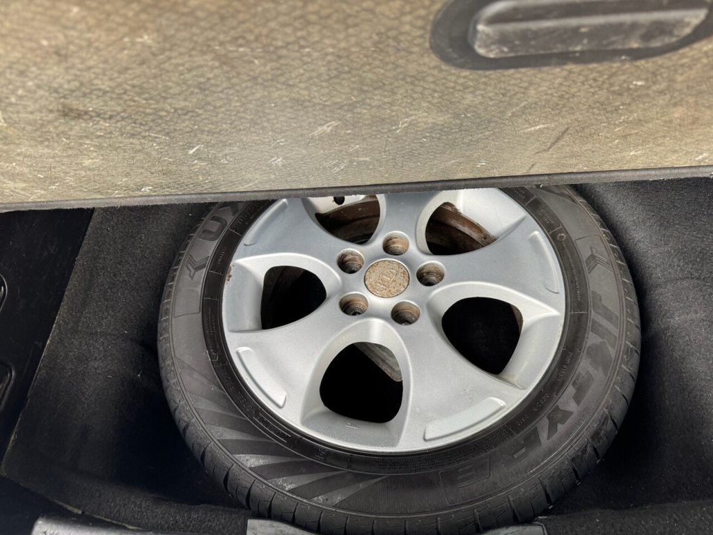 Used Kia Venga 2013 for sale - 76642894: Photo 36