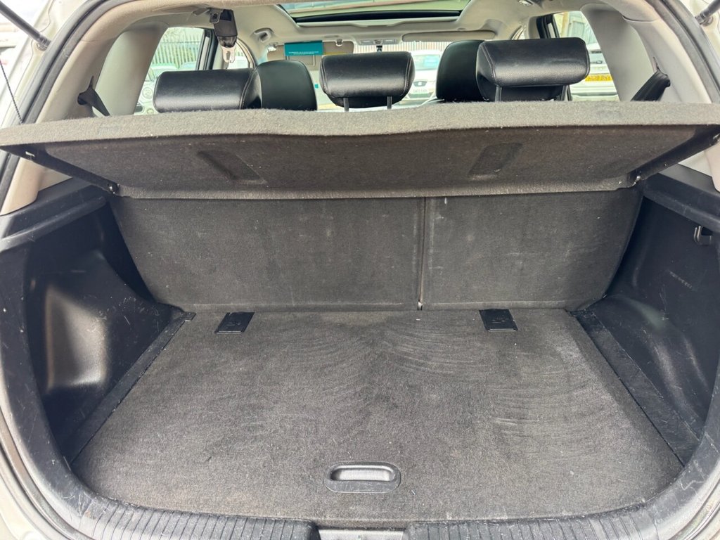 Used Kia Venga 2013 for sale - 76642894: Photo 38