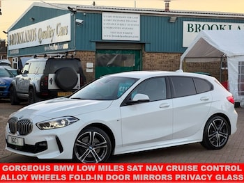 2022 (72) - 1.5 116d M Sport (LCP) Hatchback 5 Door Alpine White Diesel DCT Euro 6 (s/s