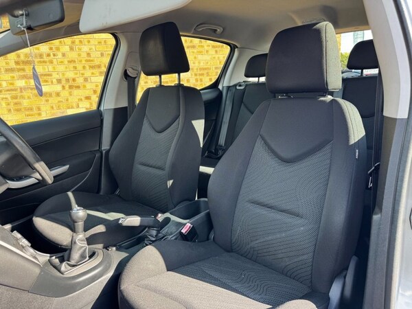 Used Peugeot 308 2010 for sale - 76245132: Photo 13