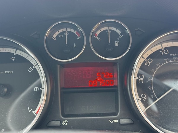 Used Peugeot 308 2010 for sale - 76245132: Photo 6