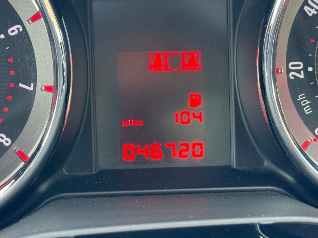 Used Vauxhall ADAM 2014 for sale - 78200486: Photo 4