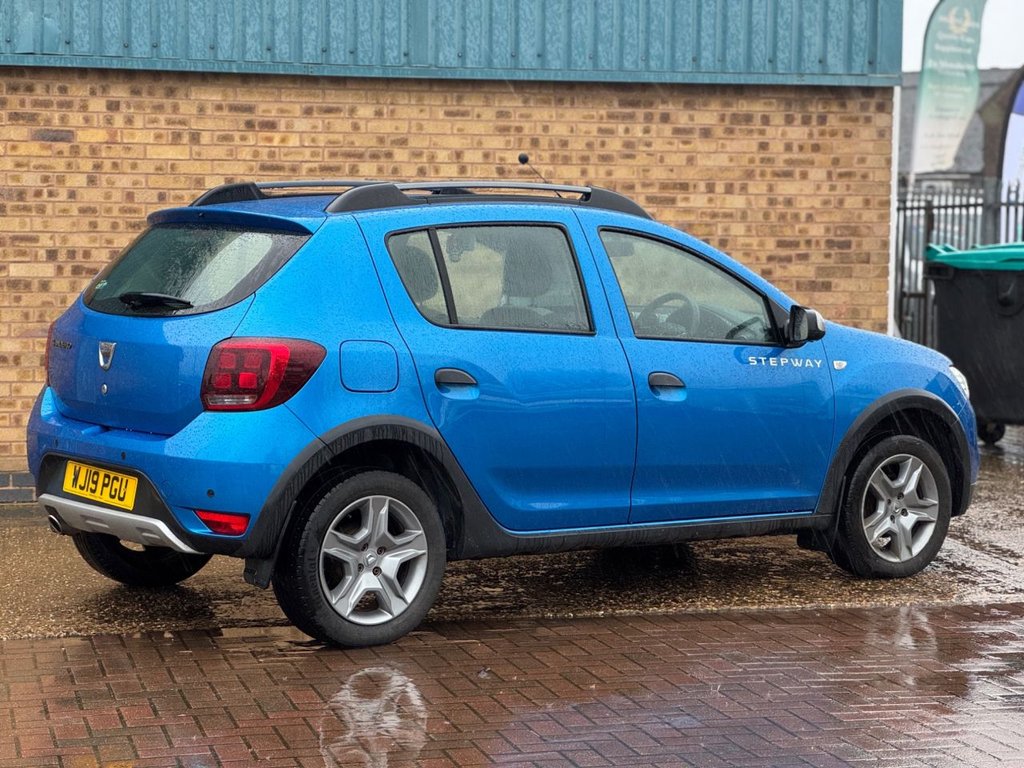 Used Dacia Sandero Stepway 2019 for sale - 77547079: Photo 10