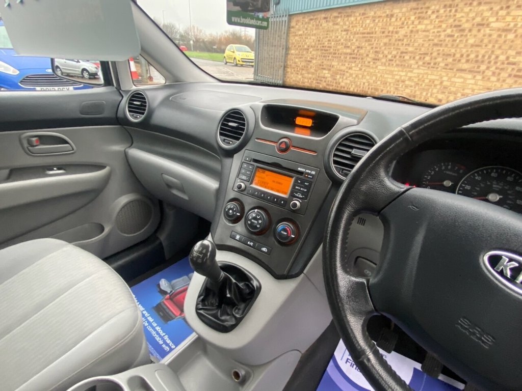 Used Kia Carens 2009 for sale - 76768102: Photo 13