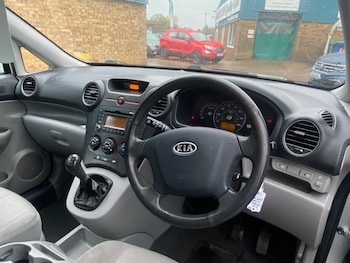 Used Kia Carens 2009 for sale - 76768102: Photo