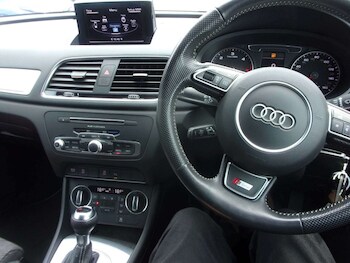 Used Audi Q3 2015 for sale - 78597976: Photo