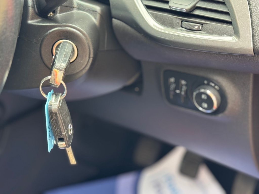 Used Vauxhall Corsa 2015 for sale - 77593806: Photo 40