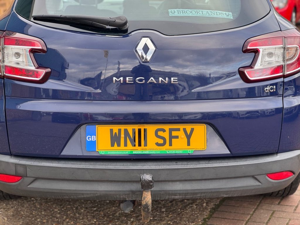 Used Renault Megane 2011 for sale - 76642784: Photo 10