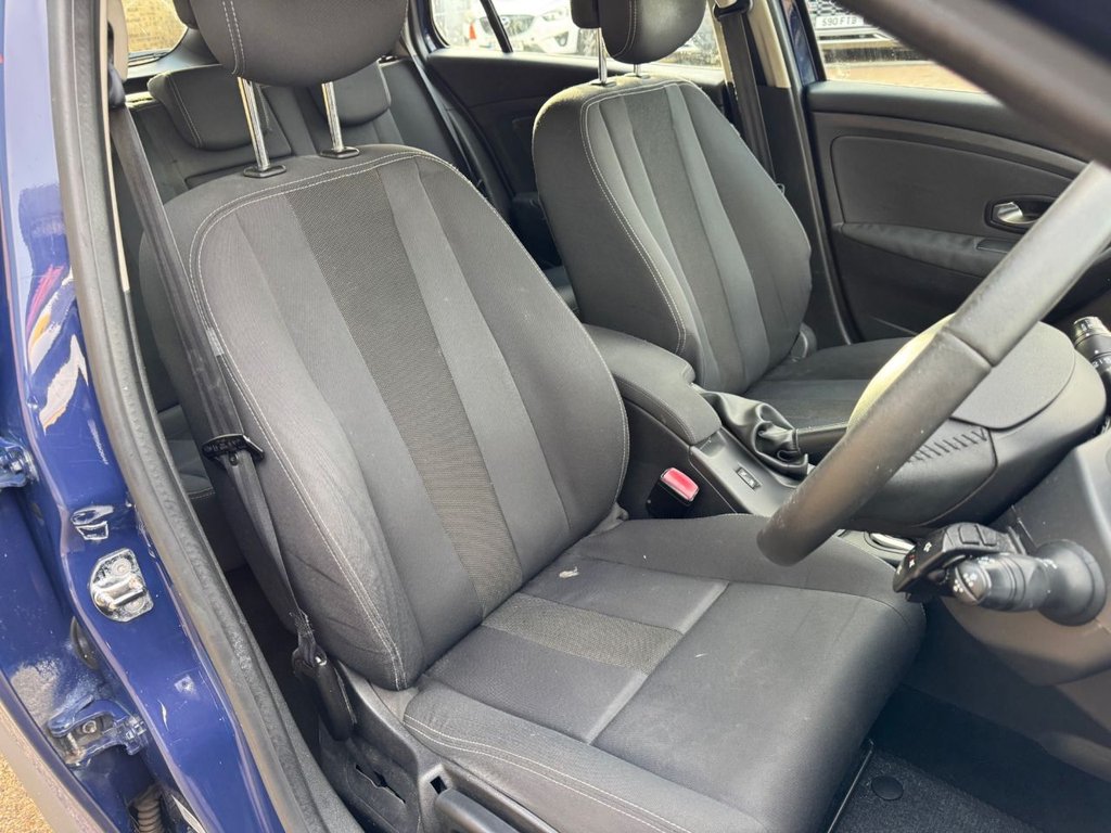 Used Renault Megane 2011 for sale - 76642784: Photo 3