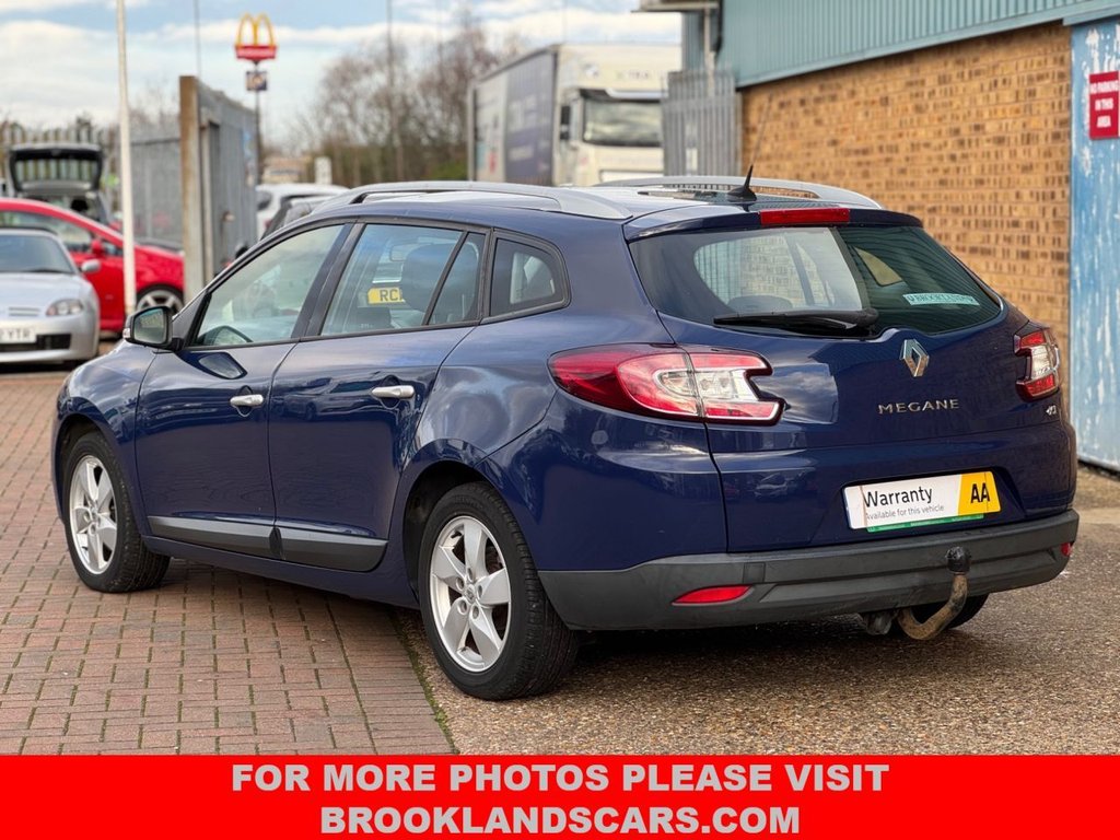 Used Renault Megane 2011 for sale - 76642784: Photo 9