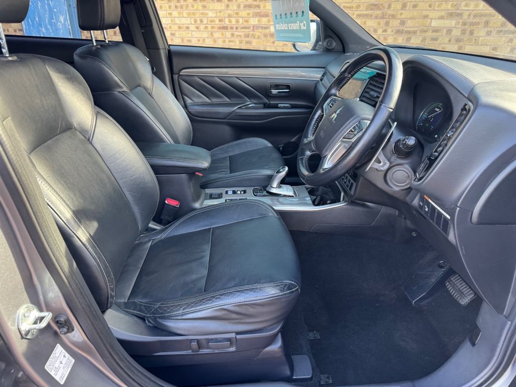 Used Mitsubishi Outlander 2019 for sale - 76395836: Photo 46