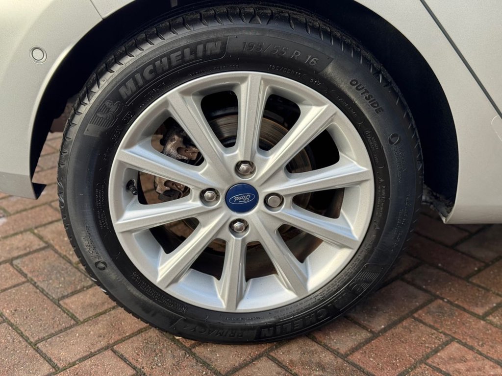 Used Ford Fiesta 2017 for sale - 77212154: Photo 8