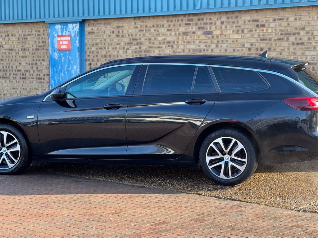 Used Vauxhall Insignia 2018 for sale - 77383970: Photo 3