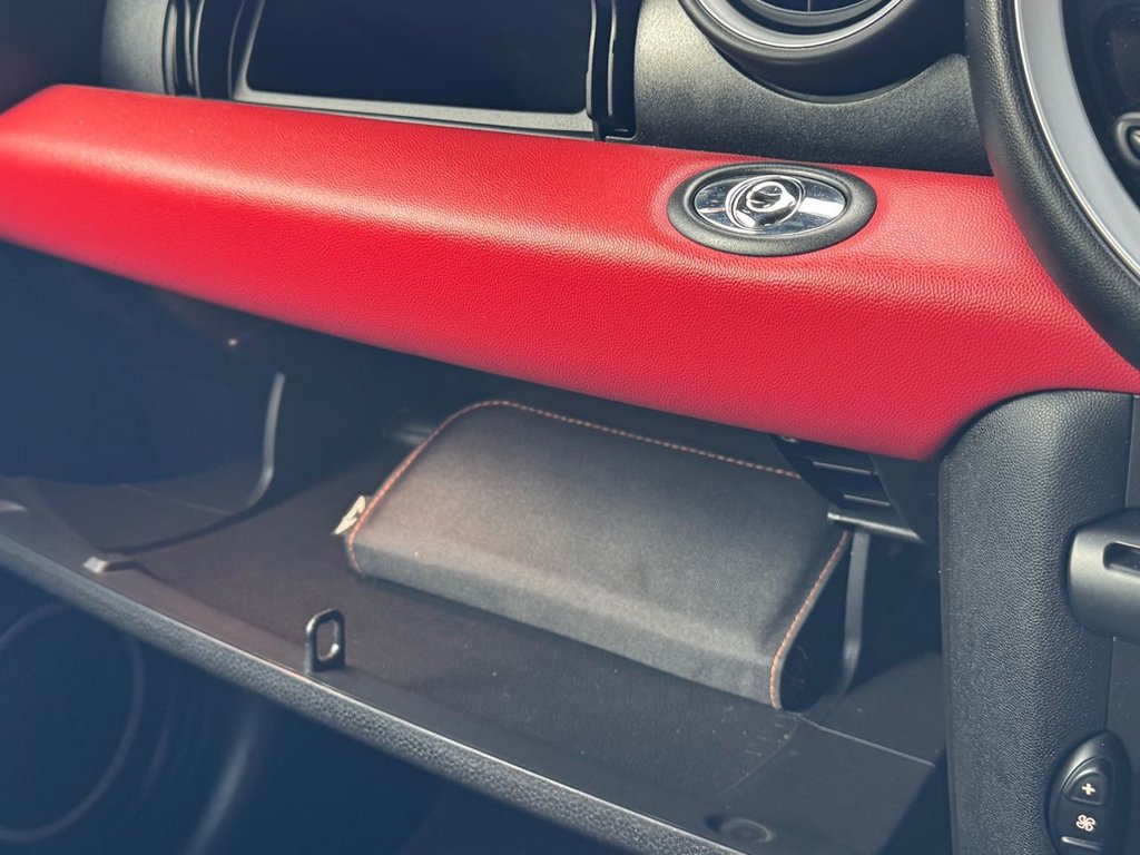 Used MINI Roadster 2015 for sale - 78212674: Photo 22