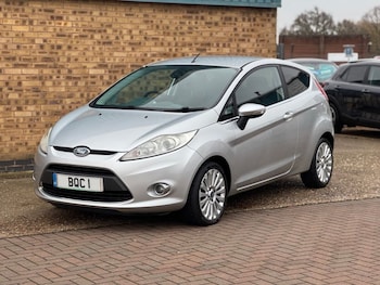 2008 (58) - 1.4 Titanium Hatchback 3dr Petrol Manual (133 g/km, 94 bhp)