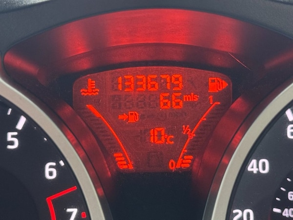 Used Nissan Juke 2010 for sale - 75630892: Photo 23