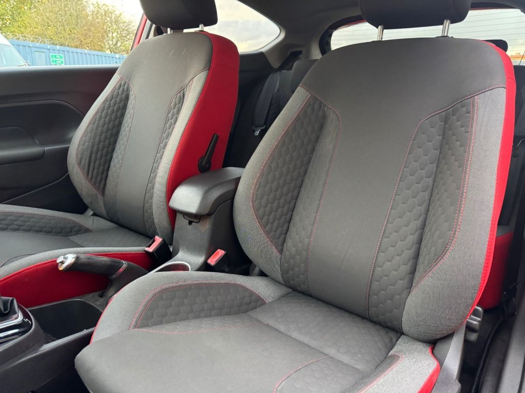 Used Ford Fiesta 2015 for sale - 76406652: Photo 38