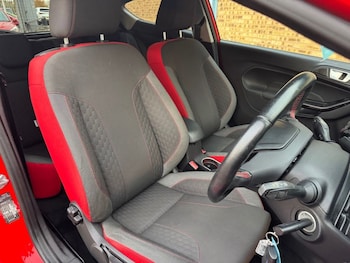 Used Ford Fiesta 2015 for sale - 76406652: Photo