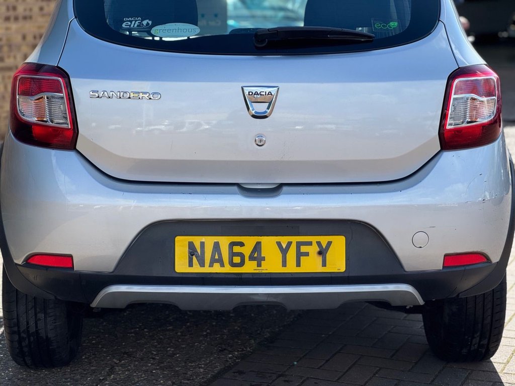 Used Dacia Sandero Stepway 2014 for sale - 77891021: Photo 10