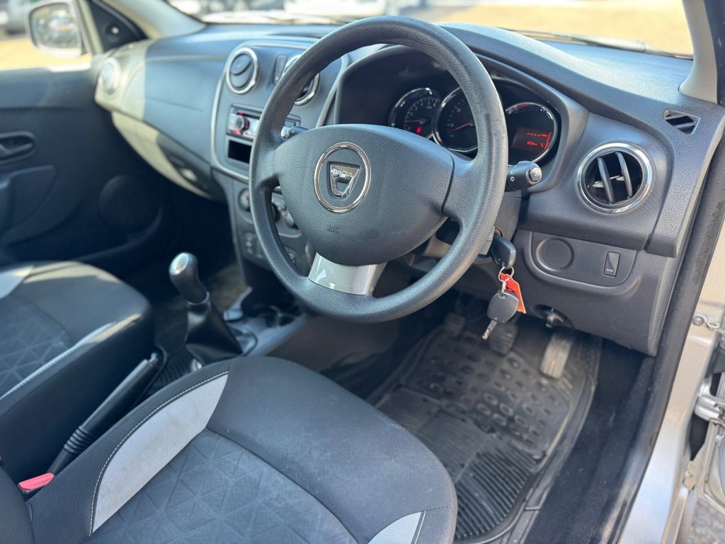 Used Dacia Sandero Stepway 2014 for sale - 77891021: Photo 14