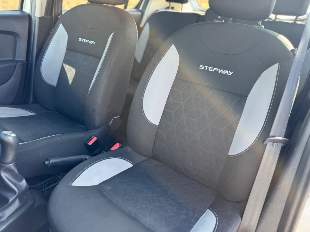 Used Dacia Sandero Stepway 2014 for sale - 77891021: Photo 20