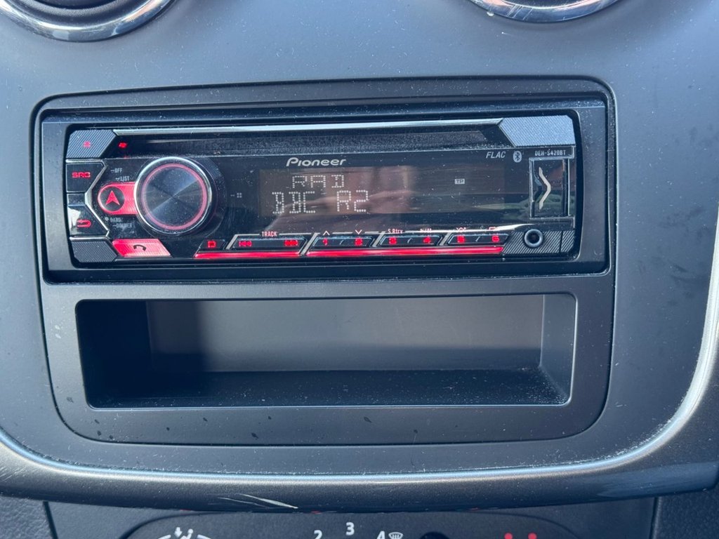 Used Dacia Sandero Stepway 2014 for sale - 77891021: Photo 8