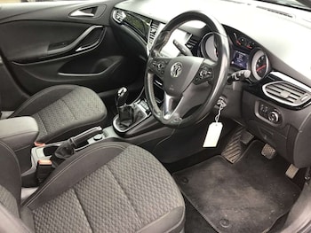 Used Vauxhall Astra 2017 for sale - 75488110: Photo