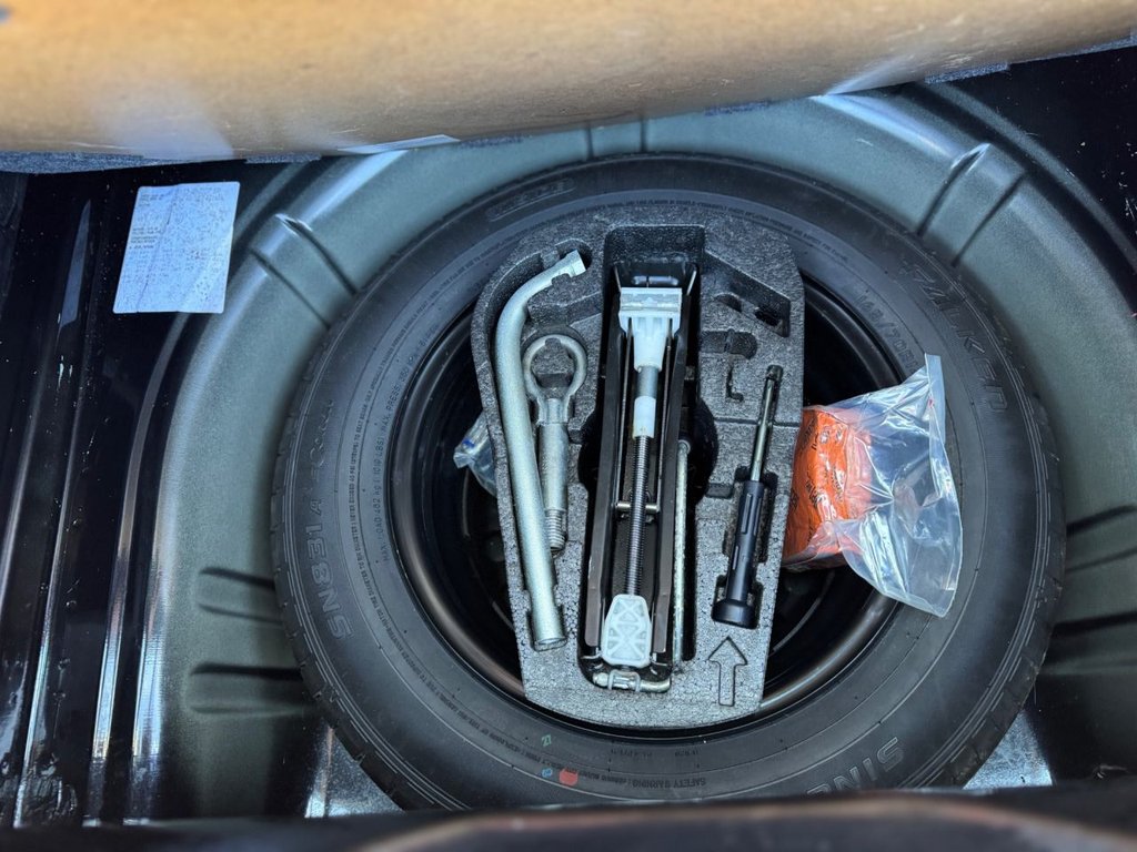 Used Volkswagen up! 2014 for sale - 77919631: Photo 18