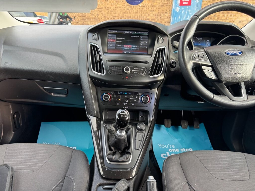 Used Ford Focus 2015 for sale - 76632203: Photo 2