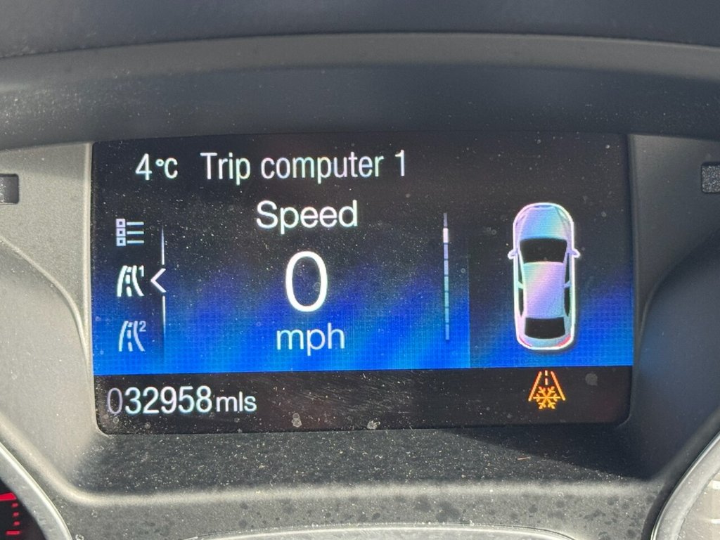 Used Ford Focus 2015 for sale - 76632203: Photo 4