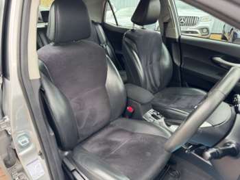Used Toyota Auris 2010 for sale - 73784117: Photo