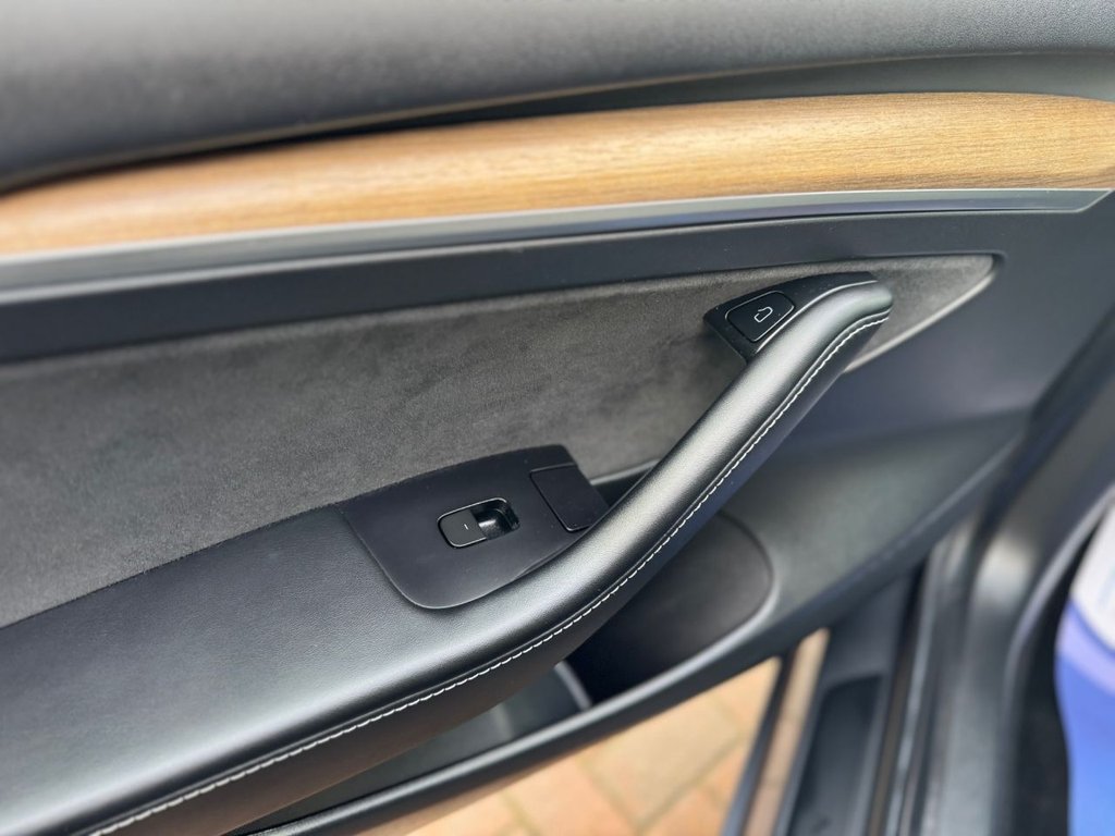 Used Tesla Model 3 2021 for sale - 77394285: Photo 40