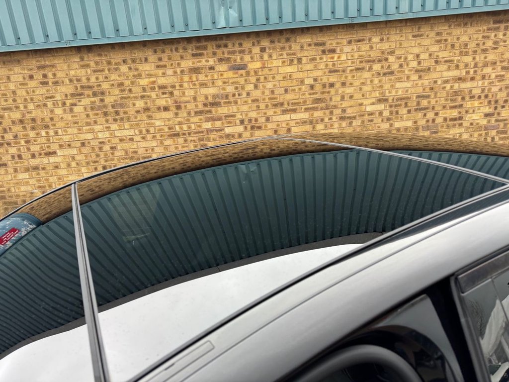 Used Mercedes-Benz E Class 2017 for sale - 76923331: Photo 17