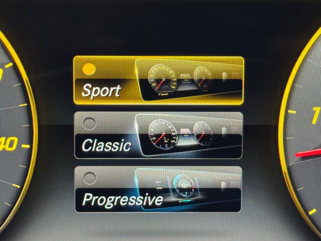 Used Mercedes-Benz E Class 2017 for sale - 76923331: Photo 36