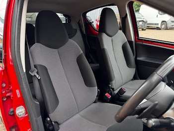 Used Toyota AYGO 2014 for sale - 75488108: Photo