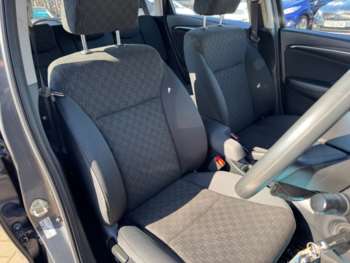 Used Honda Jazz 2017 for sale - 74015148: Photo