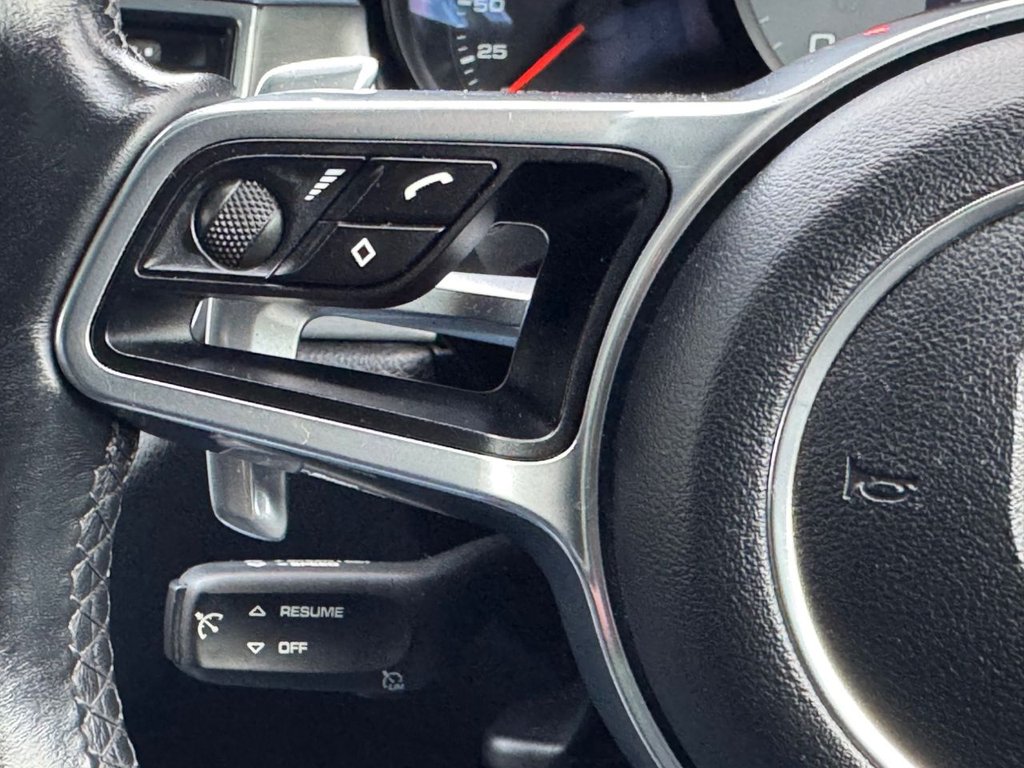 Used Porsche Macan 2016 for sale - 76203075: Photo 18