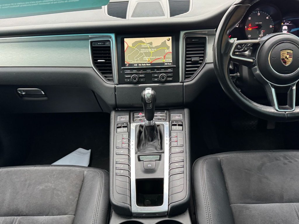 Used Porsche Macan 2016 for sale - 76203075: Photo 21