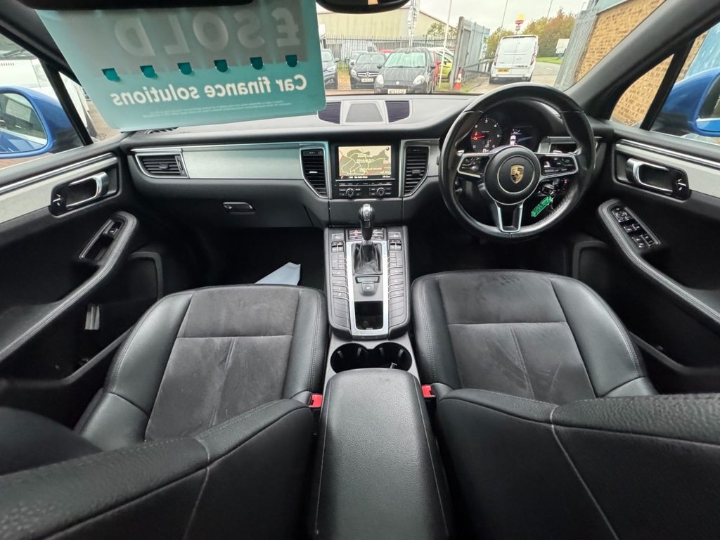 Used Porsche Macan 2016 for sale - 76203075: Photo 34