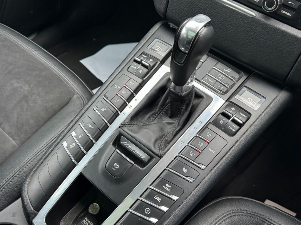 Used Porsche Macan 2016 for sale - 76203075: Photo 36