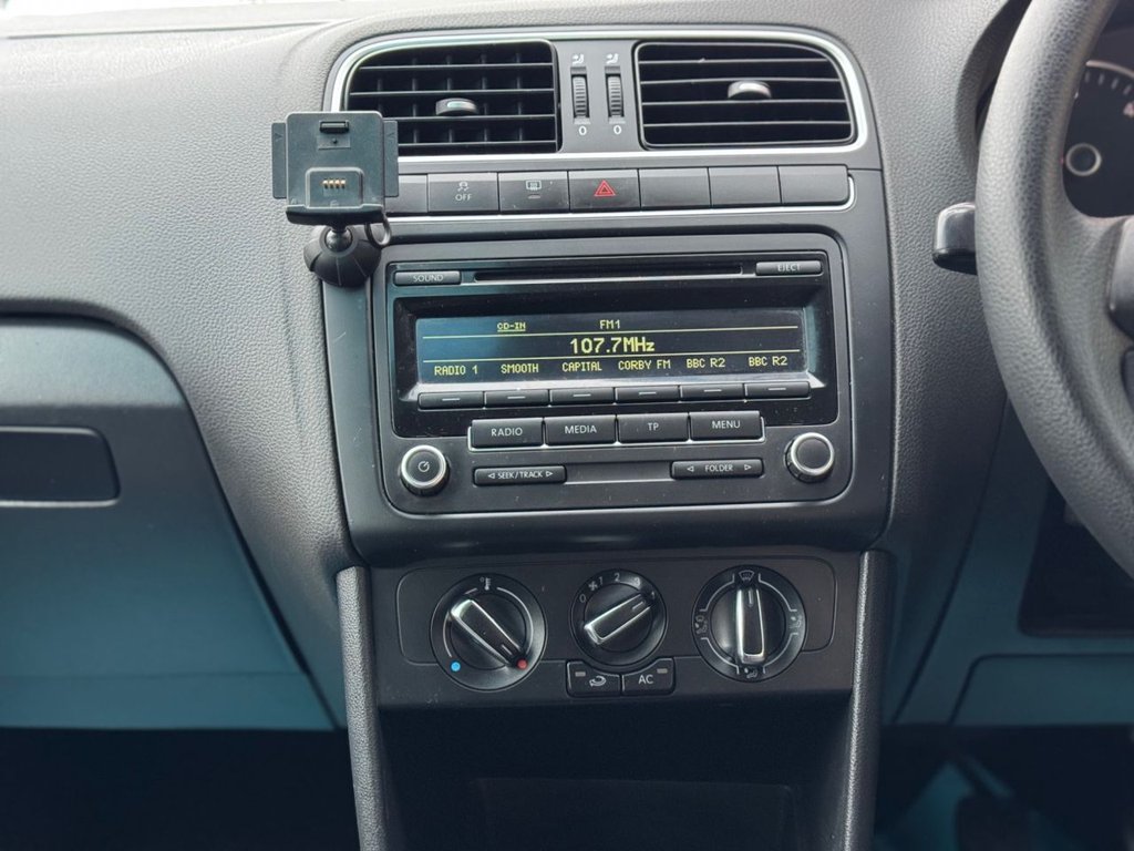 Used Volkswagen Polo 2012 for sale - 77383917: Photo 24